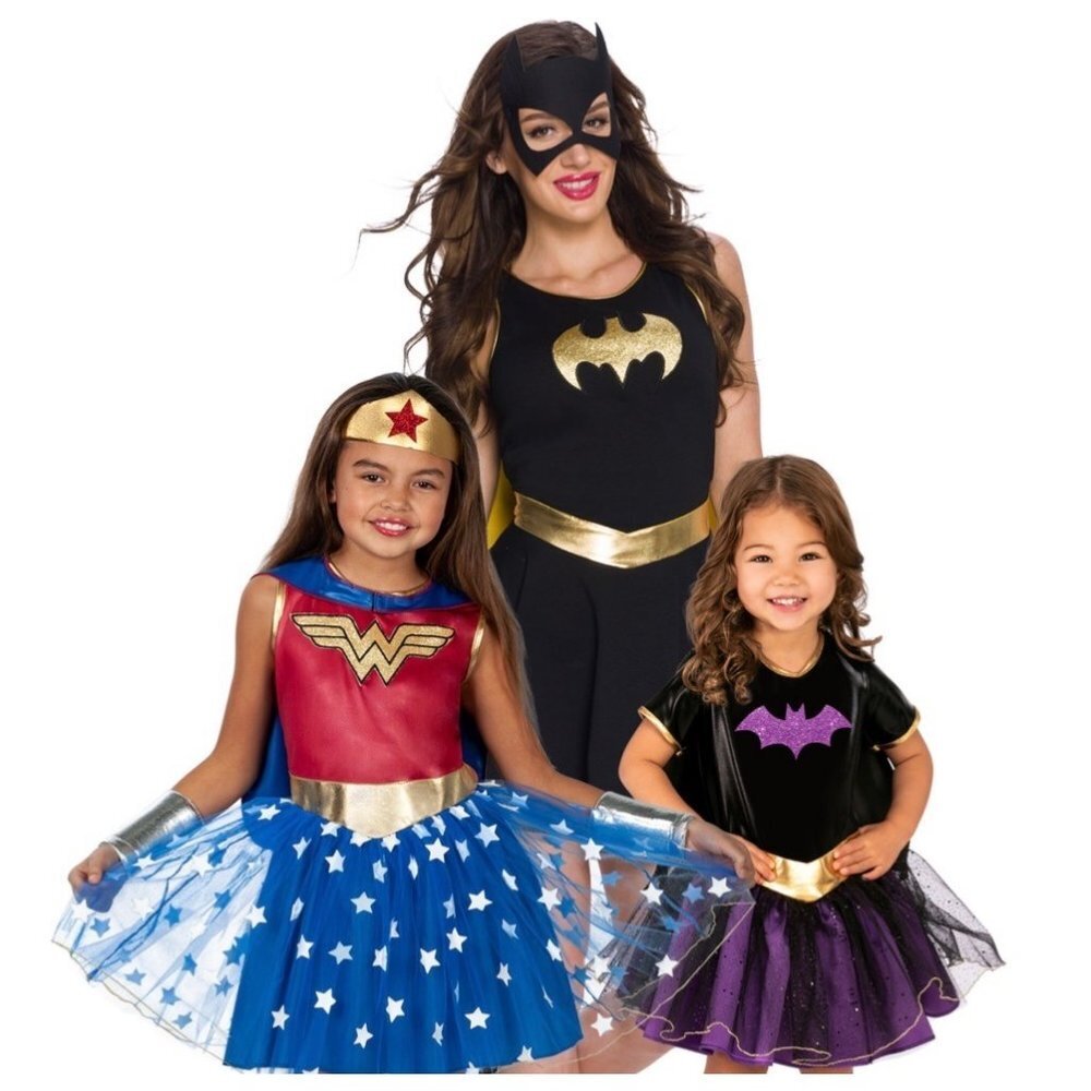 Girls Wonder Woman Halloween Costume  Sz S (6/6X) - Picture 5 of 6
